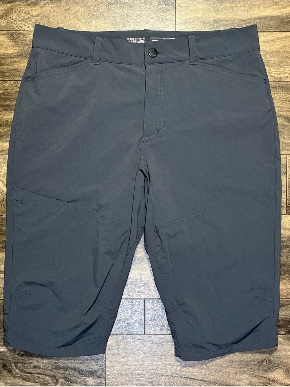 Mountain Hardwear Logan Canyon 3/4 Pants Mens 36 Gray Ripstop Hiking Climbing